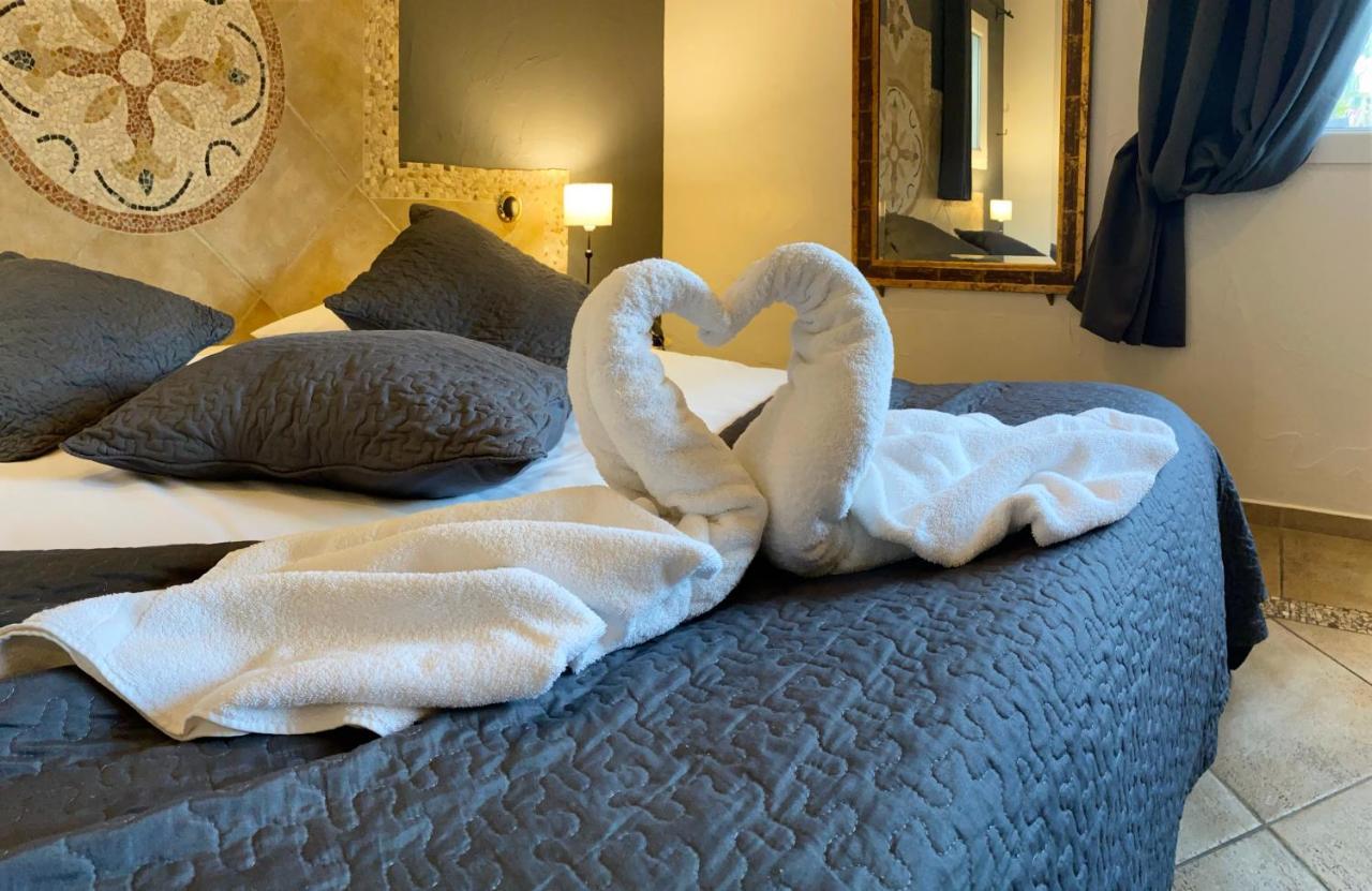 Logis Hotel Les II Mas - Perpignan Sud 카베스타니 외부 사진