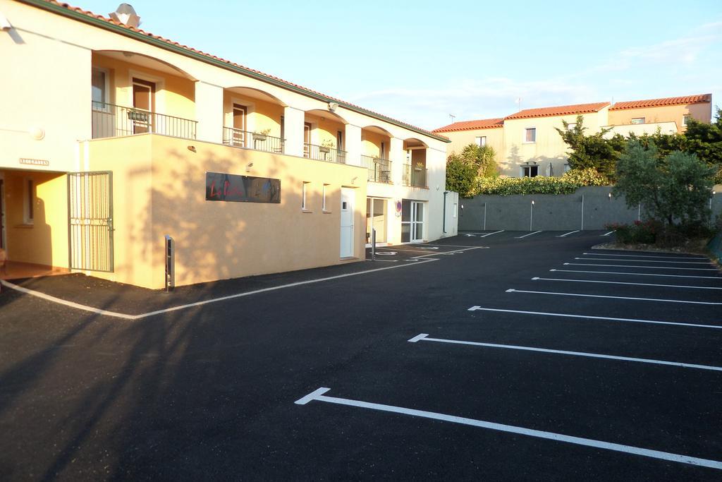 Logis Hotel Les II Mas - Perpignan Sud 카베스타니 외부 사진